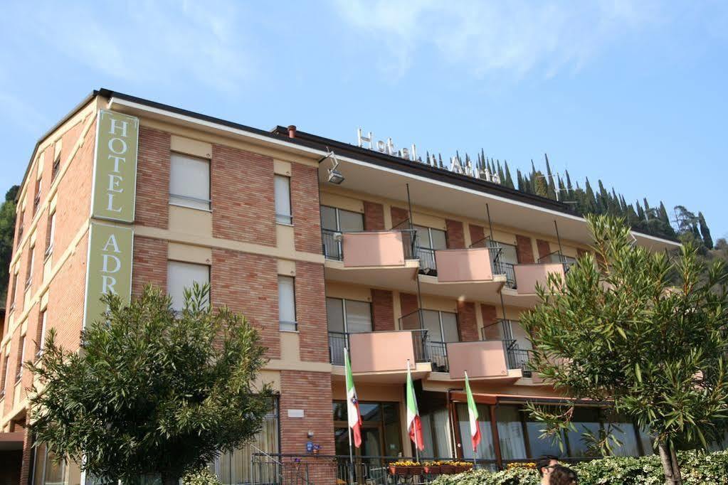 Hotel Adria & Resort Toscolano Maderno Exteriör bild